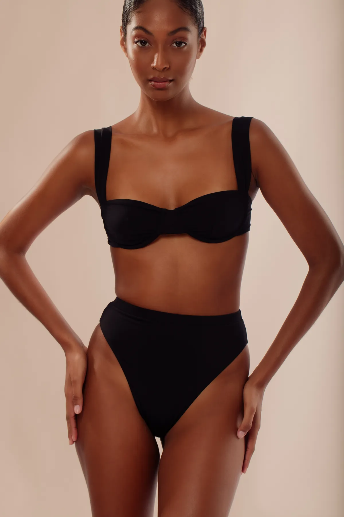 Top Meia Taça Jaque Preto